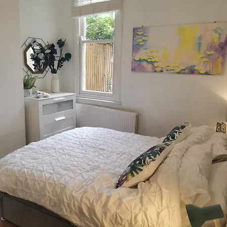 1-Bed Victorian Gf Apartment In Londen Buitenkant foto